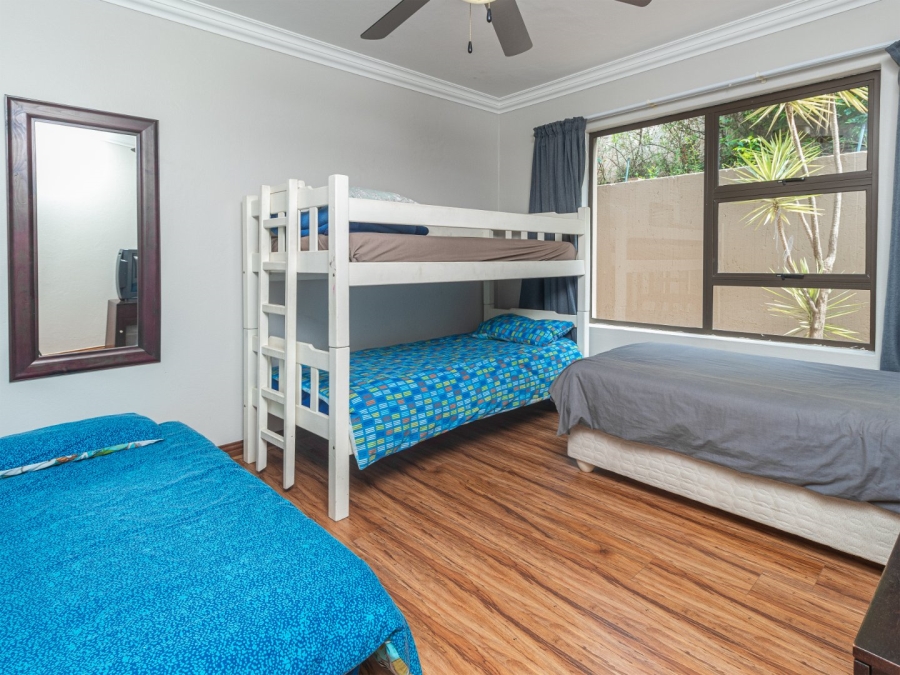 5 Bedroom Property for Sale in Caribbean Beach Club North West